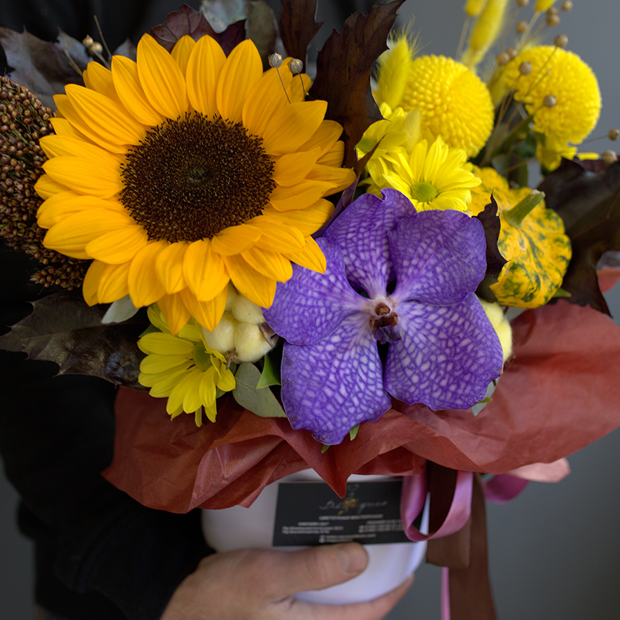 Коробка с цветами "Осенний акцент"