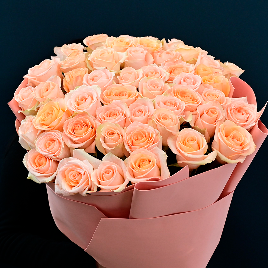 Букет роз сорта "Тиффани"